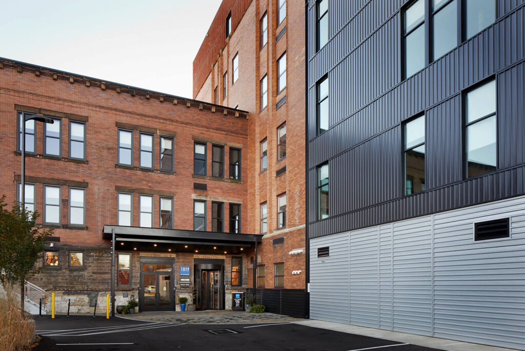 TRYP by Wyndham Wyndham Hotels - TRYP By Wyndham Pittsburgh Lawrenceville Exterior 1024x684