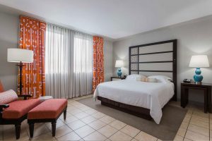 Wyndham Grand Guest Room, Single Queen, Rio Mar